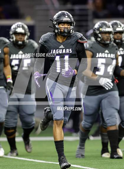 Thumbnail 1 in Chapel Hill vs. LBJ Austin (UIL 4A D1 Semifinal Playoff) photogallery.