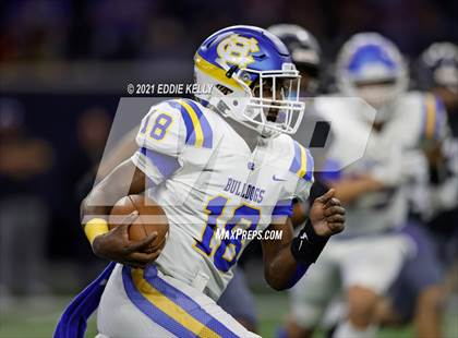 Thumbnail 1 in Chapel Hill vs. LBJ Austin (UIL 4A D1 Semifinal Playoff) photogallery.