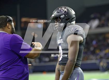 Thumbnail 1 in Chapel Hill vs. LBJ Austin (UIL 4A D1 Semifinal Playoff) photogallery.