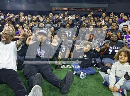 Thumbnail 2 in Chapel Hill vs. LBJ Austin (UIL 4A D1 Semifinal Playoff) photogallery.