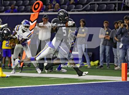 Thumbnail 2 in Chapel Hill vs. LBJ Austin (UIL 4A D1 Semifinal Playoff) photogallery.