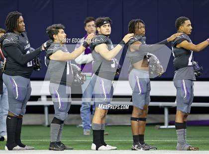 Thumbnail 3 in Chapel Hill vs. LBJ Austin (UIL 4A D1 Semifinal Playoff) photogallery.