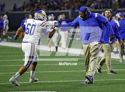 Thumbnail 2 in Chapel Hill vs. LBJ Austin (UIL 4A D1 Semifinal Playoff) photogallery.