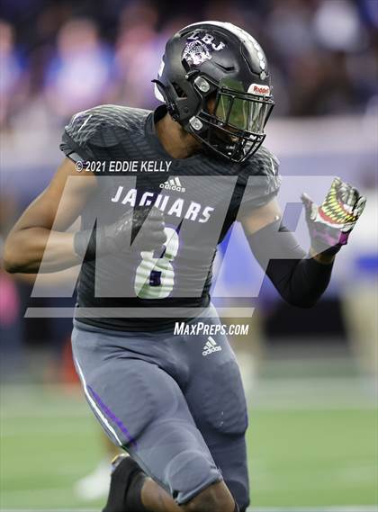 Thumbnail 3 in Chapel Hill vs. LBJ Austin (UIL 4A D1 Semifinal Playoff) photogallery.