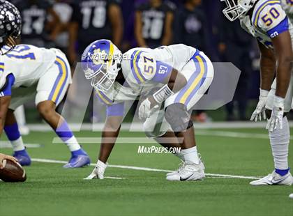 Thumbnail 3 in Chapel Hill vs. LBJ Austin (UIL 4A D1 Semifinal Playoff) photogallery.