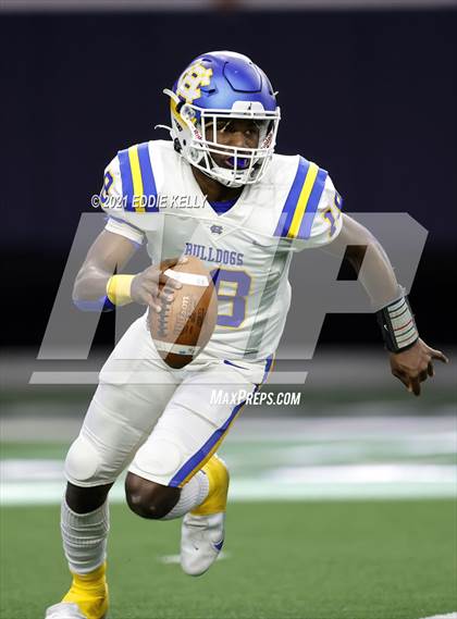 Thumbnail 2 in Chapel Hill vs. LBJ Austin (UIL 4A D1 Semifinal Playoff) photogallery.