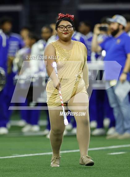 Thumbnail 2 in Chapel Hill vs. LBJ Austin (UIL 4A D1 Semifinal Playoff) photogallery.