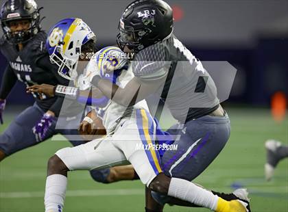 Thumbnail 2 in Chapel Hill vs. LBJ Austin (UIL 4A D1 Semifinal Playoff) photogallery.
