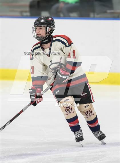 Thumbnail 2 in Williamsville East vs. Frontier/Lake Shore/Orchard Park (Section 6 Final) photogallery.