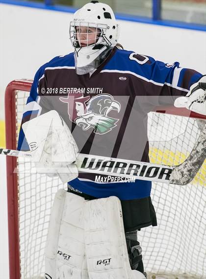 Thumbnail 2 in Williamsville East vs. Frontier/Lake Shore/Orchard Park (Section 6 Final) photogallery.