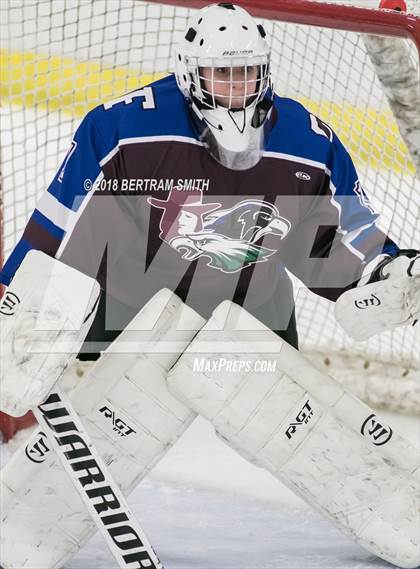 Thumbnail 2 in Williamsville East vs. Frontier/Lake Shore/Orchard Park (Section 6 Final) photogallery.