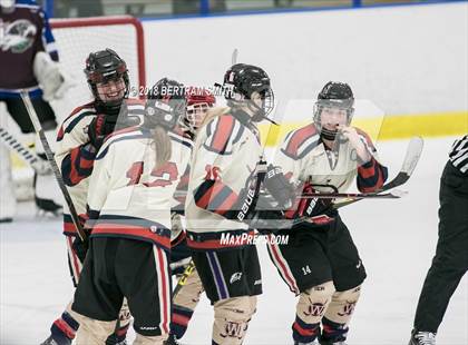 Thumbnail 2 in Williamsville East vs. Frontier/Lake Shore/Orchard Park (Section 6 Final) photogallery.