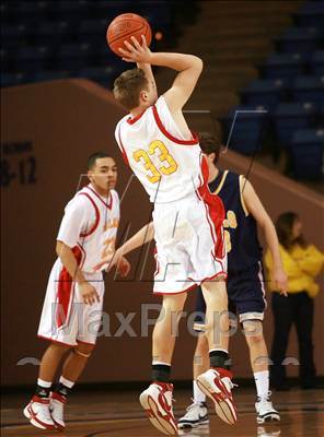 Thumbnail 2 in Palma vs. Menlo (CIF CCS D4 Final) photogallery.