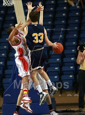 Thumbnail 2 in Palma vs. Menlo (CIF CCS D4 Final) photogallery.