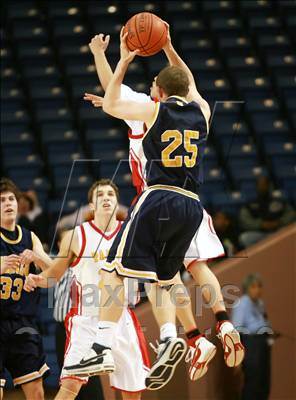 Thumbnail 2 in Palma vs. Menlo (CIF CCS D4 Final) photogallery.