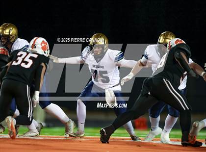 Thumbnail 2 in Skyline vs Kettle Run (VHSL Class 3 Region Final) photogallery.