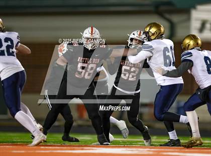 Thumbnail 3 in Skyline vs Kettle Run (VHSL Class 3 Region Final) photogallery.