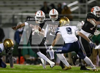 Thumbnail 3 in Skyline vs Kettle Run (VHSL Class 3 Region Final) photogallery.