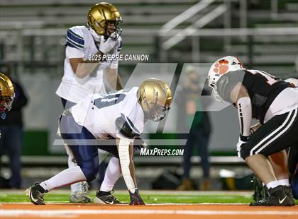 Thumbnail 2 in Skyline vs Kettle Run (VHSL Class 3 Region Final) photogallery.