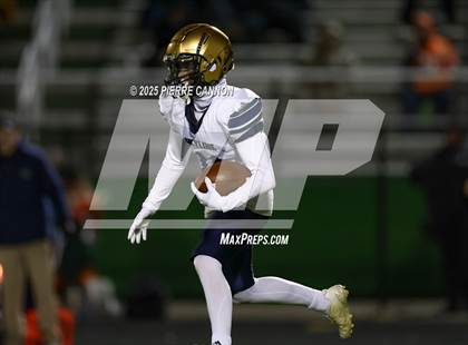 Thumbnail 1 in Skyline vs Kettle Run (VHSL Class 3 Region Final) photogallery.