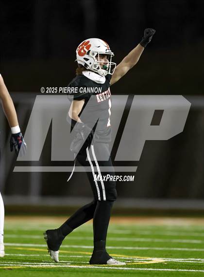 Thumbnail 1 in Skyline vs Kettle Run (VHSL Class 3 Region Final) photogallery.