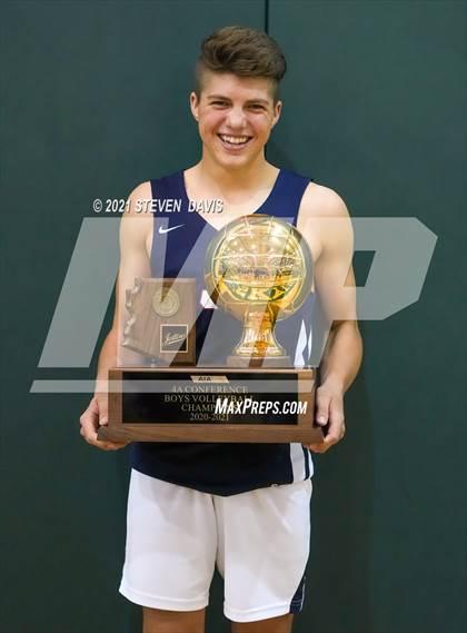 Thumbnail 3 in American Leadership Academy vs. Northwest Christian (4A Finals Awards) photogallery.