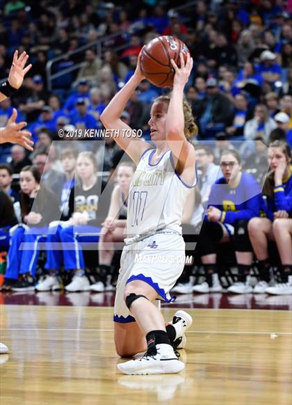 Thumbnail 2 in Dodd City vs. Nazareth (UIL 1A Final) photogallery.