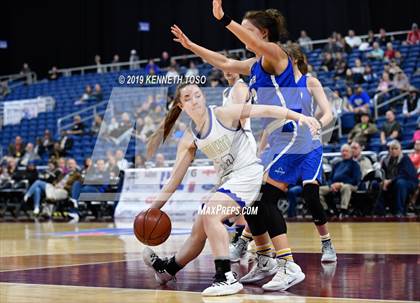 Thumbnail 2 in Dodd City vs. Nazareth (UIL 1A Final) photogallery.