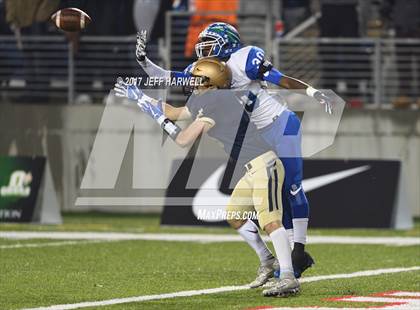 Thumbnail 3 in Winton Woods vs. Archbishop Hoban (OHSAA Division II Final) photogallery.
