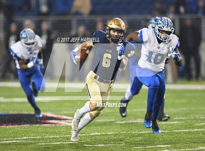 Thumbnail 3 in Winton Woods vs. Archbishop Hoban (OHSAA Division II Final) photogallery.