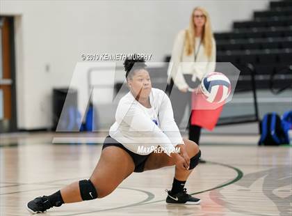 Thumbnail 3 in Grand Prairie @ Waxahachie photogallery.