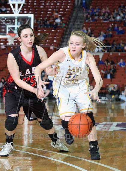 Thumbnail 1 in Saltillo vs. Whitharral (UIL1A Final) photogallery.