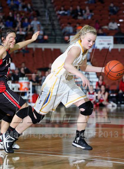 Thumbnail 3 in Saltillo vs. Whitharral (UIL1A Final) photogallery.