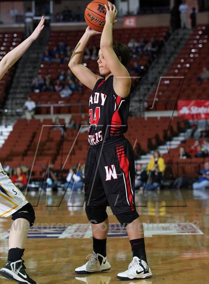 Thumbnail 3 in Saltillo vs. Whitharral (UIL1A Final) photogallery.