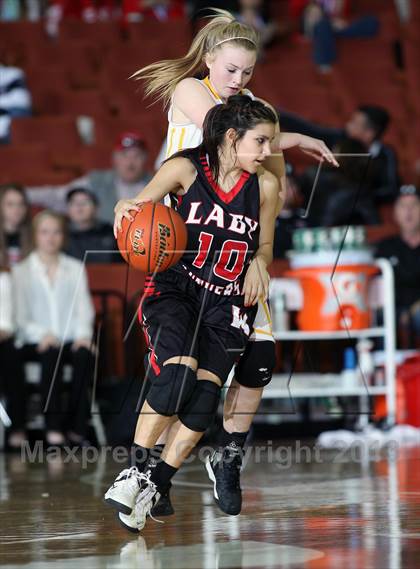 Thumbnail 1 in Saltillo vs. Whitharral (UIL1A Final) photogallery.