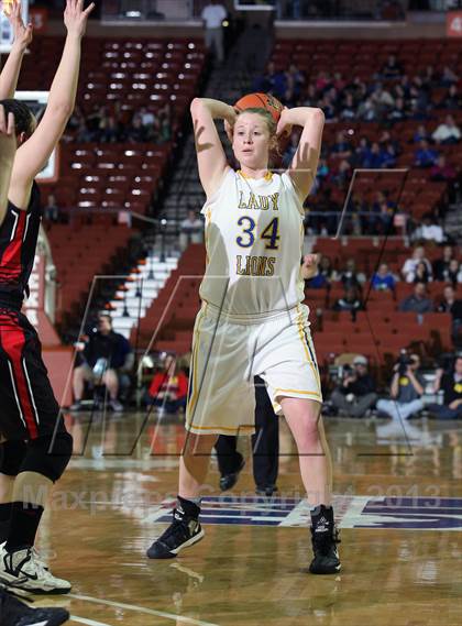 Thumbnail 3 in Saltillo vs. Whitharral (UIL1A Final) photogallery.