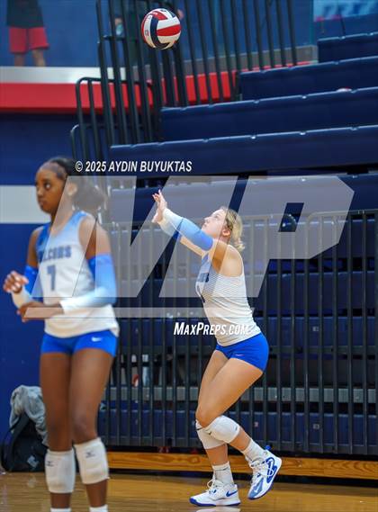 Thumbnail 2 in North Forney vs Austin (Allen Texas Open) photogallery.