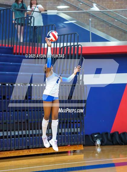 Thumbnail 2 in North Forney vs Austin (Allen Texas Open) photogallery.