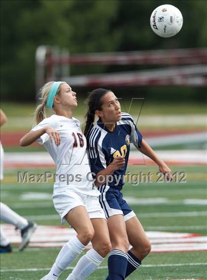 Thumbnail 3 in Glenbrook South vs Naperville North (IHSA 3A Semifinal) photogallery.