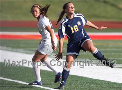Thumbnail 3 in Glenbrook South vs Naperville North (IHSA 3A Semifinal) photogallery.
