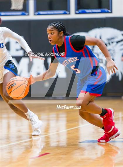 Thumbnail 2 in North Mecklenburg @ Lake Norman (NCHSAA 4A Round 3) photogallery.