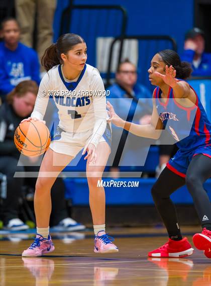 Thumbnail 2 in North Mecklenburg @ Lake Norman (NCHSAA 4A Round 3) photogallery.
