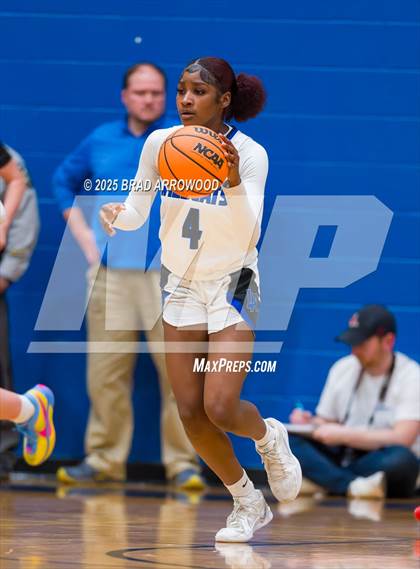 Thumbnail 3 in North Mecklenburg @ Lake Norman (NCHSAA 4A Round 3) photogallery.