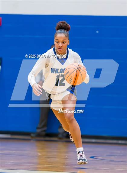 Thumbnail 1 in North Mecklenburg @ Lake Norman (NCHSAA 4A Round 3) photogallery.