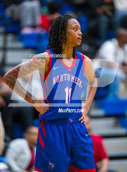 Thumbnail 2 in North Mecklenburg @ Lake Norman (NCHSAA 4A Round 3) photogallery.