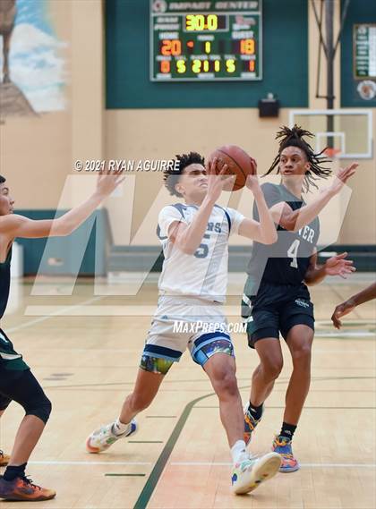 Thumbnail 2 in Hoover @ Linfield Christian (CIF D4AA Semifinal) photogallery.