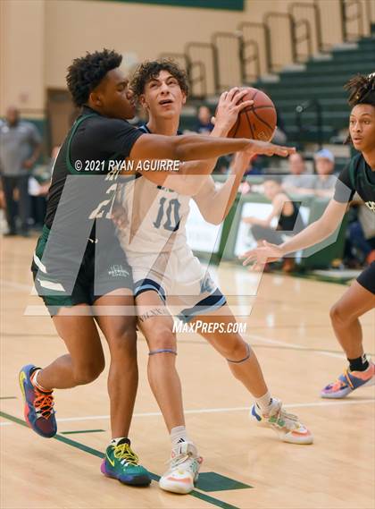 Thumbnail 1 in Hoover @ Linfield Christian (CIF D4AA Semifinal) photogallery.