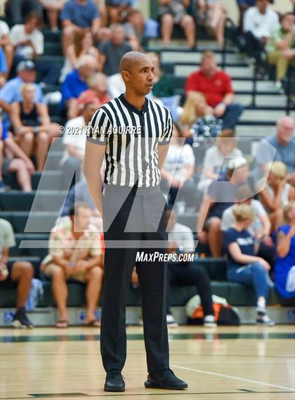 Thumbnail 1 in Hoover @ Linfield Christian (CIF D4AA Semifinal) photogallery.
