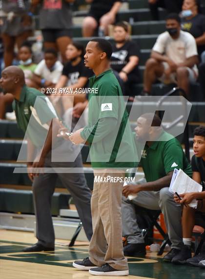Thumbnail 3 in Hoover @ Linfield Christian (CIF D4AA Semifinal) photogallery.