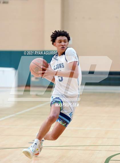 Thumbnail 2 in Hoover @ Linfield Christian (CIF D4AA Semifinal) photogallery.